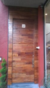 carpinteria_casa-fachada-ejemplos-trabajo-madera-contratista