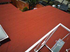 impermeabilizacion-imperbeable-obra-techo-rojo-azotea