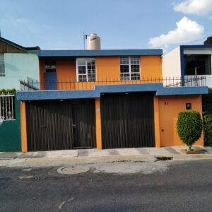 pintura-exterior-fachada-casa-naranja-servicio-contratista